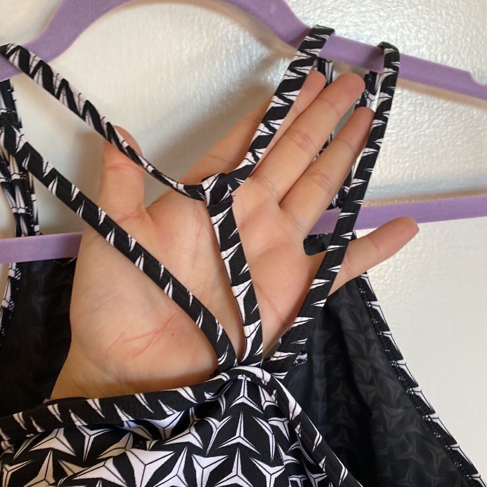 Victoria Sport by Victorias Secret VSX Black White Sports Bra Size Large - Picture 7 of 10